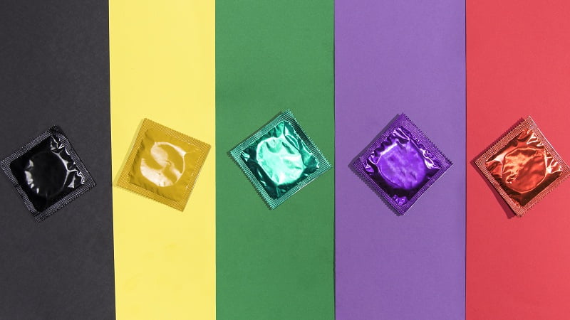 در داروخانه ها به کاندوم چه بگوییم؟